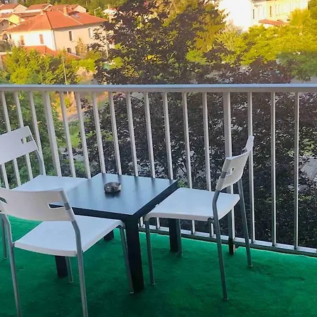 Bel Appartement Spacieux T4 Avec 2 Parkings Privee Gratuit Saint-Priest  Esterno foto