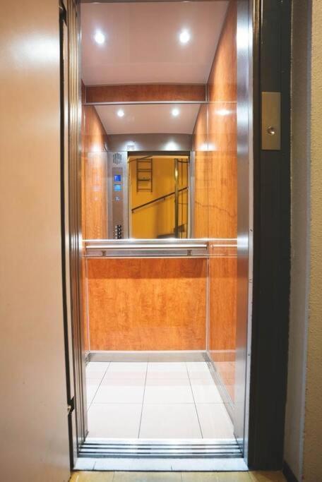 Apartment Bel Spacieux T4 Avec 2 Parkings Privee Gratuit *